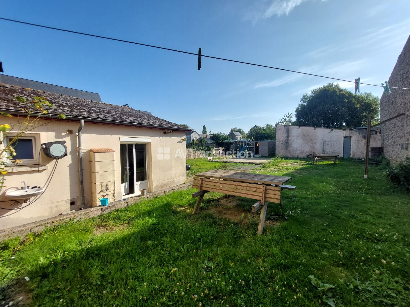 Maison à vendre  - 7 pièce(s) - 143m2 - Saint-léger (53480)