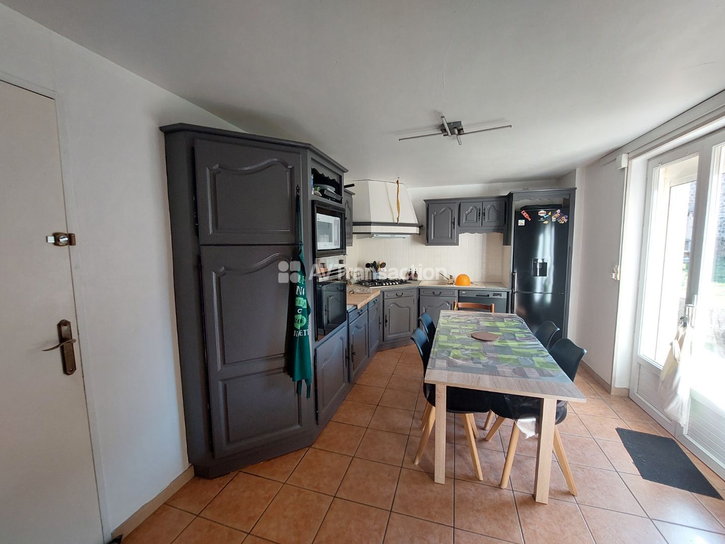 Maison à vendre  - 7 pièce(s) - 143m2 - Saint-léger (53480)