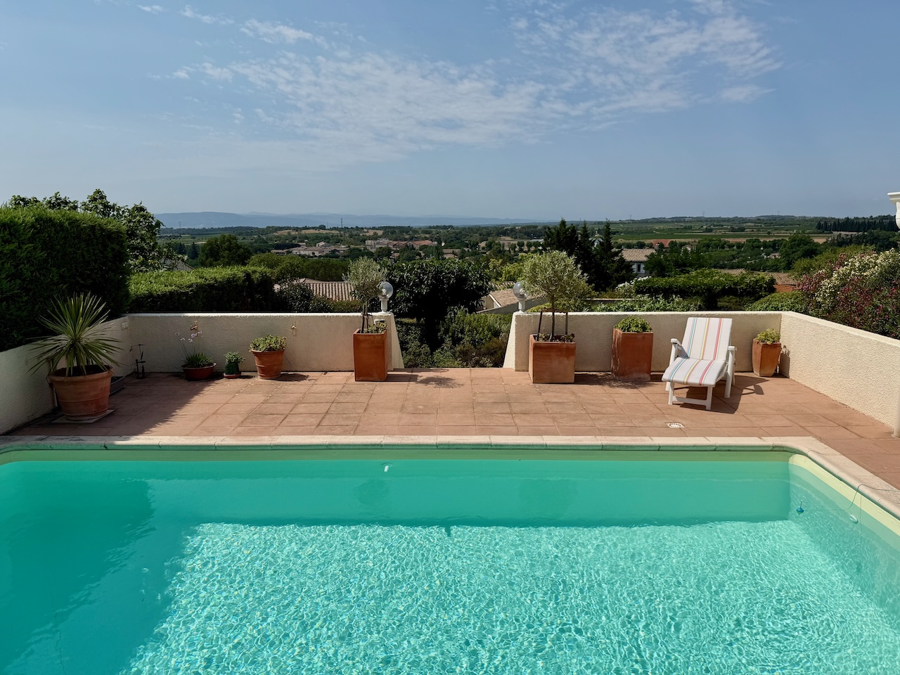 Superbe villa avec piscine et une très belle vue !