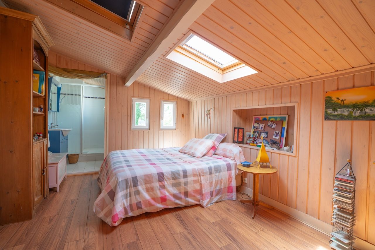 Maison à vendre  - 6 pièce(s) - 220m2 - Auzeville-tolosane (31320)