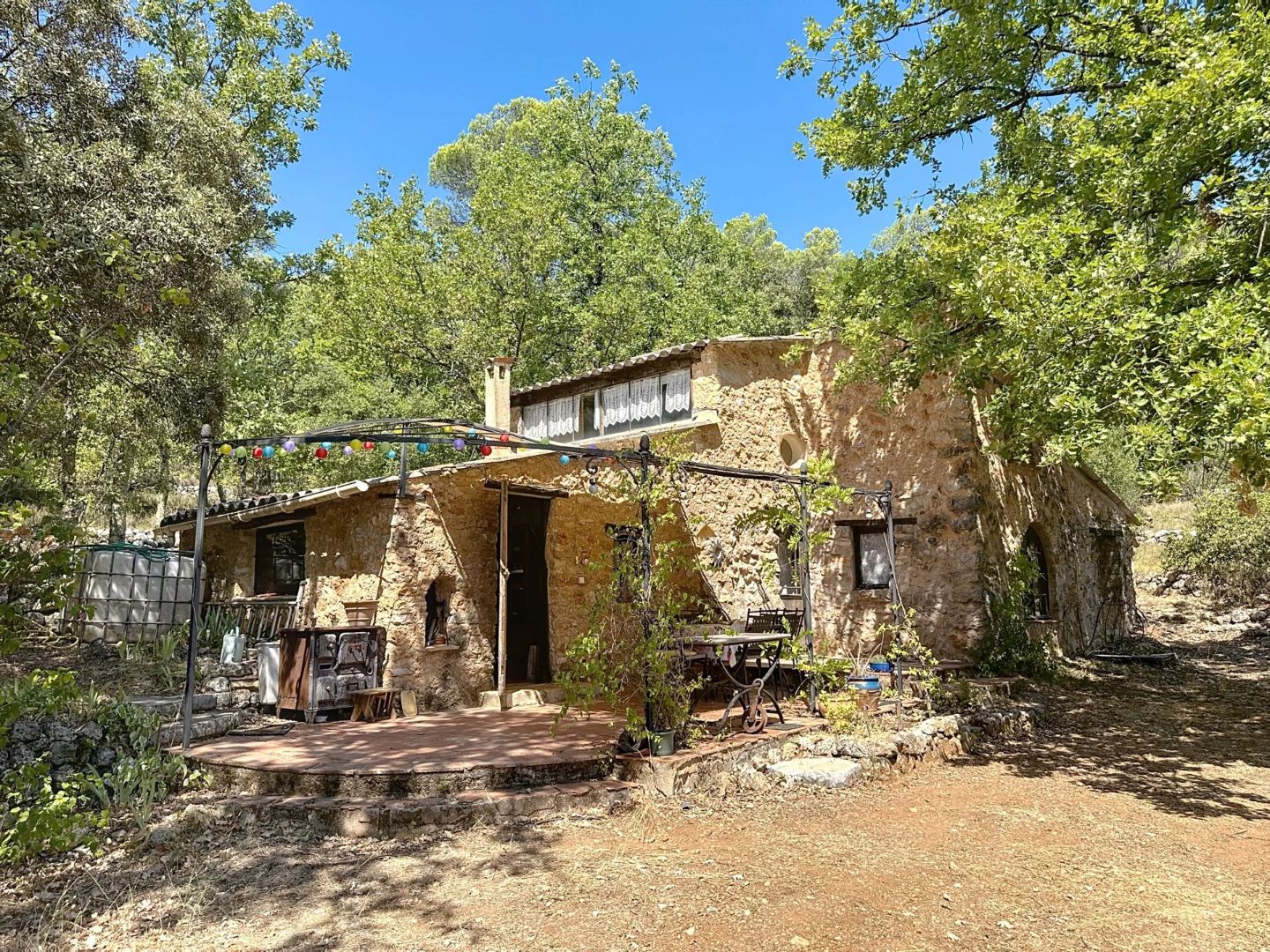 Maison à vendre  - 1m2 - Entrecasteaux (83570)