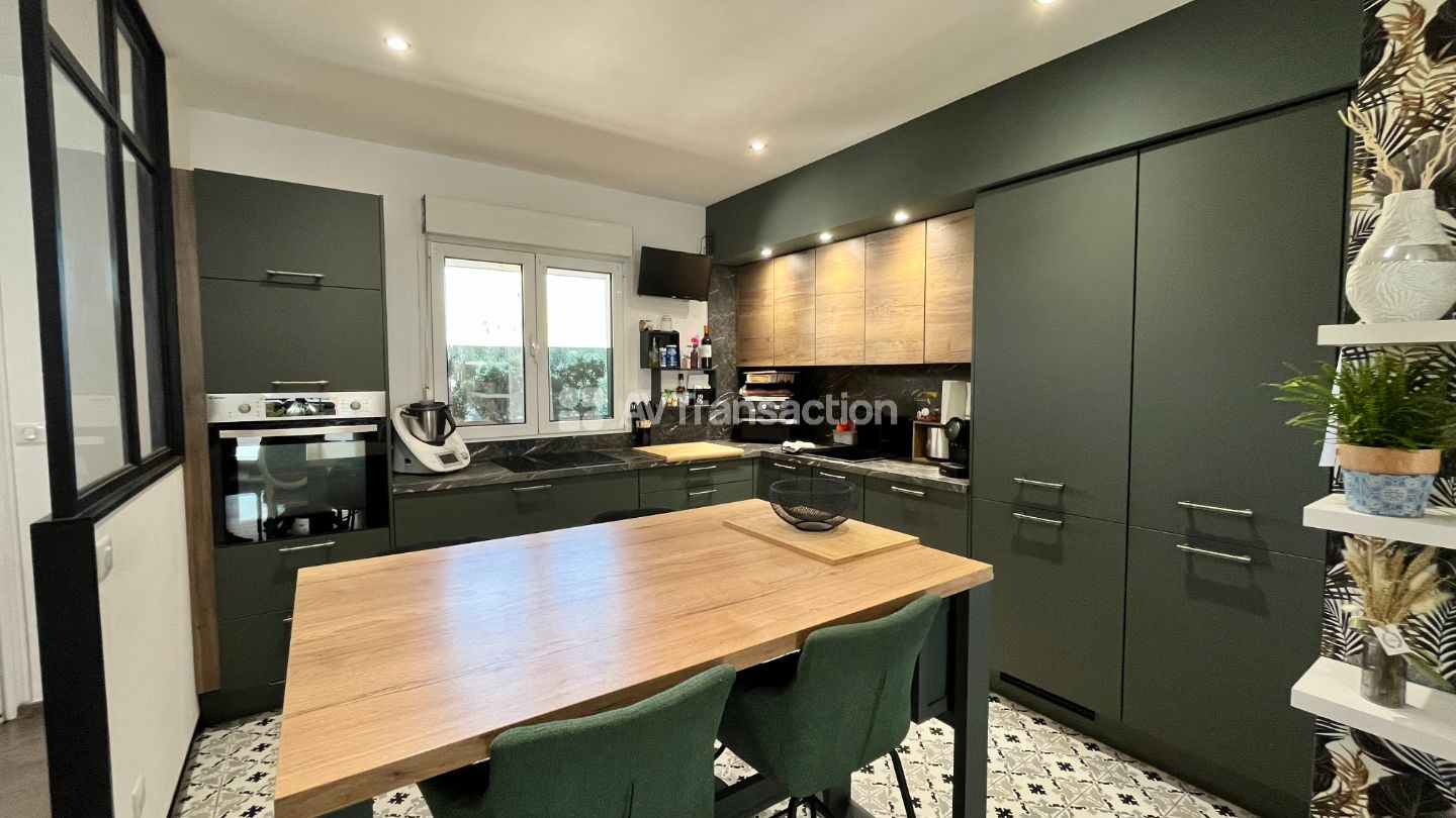 Appartement rénové à vendre  - 4 pièce(s) - 100m2 - Ajaccio (20090)