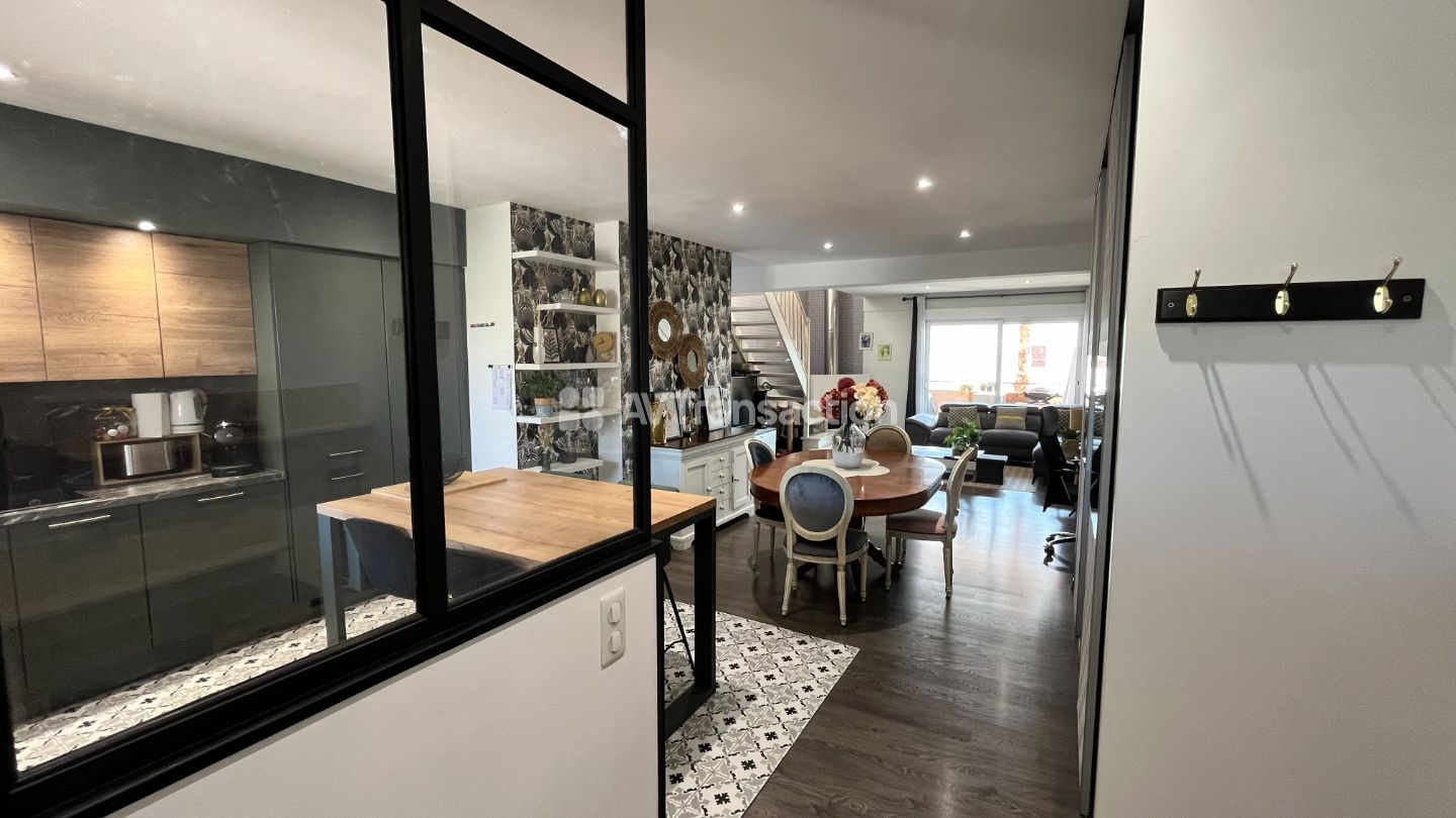 Appartement rénové à vendre  - 4 pièce(s) - 100m2 - Ajaccio (20090)