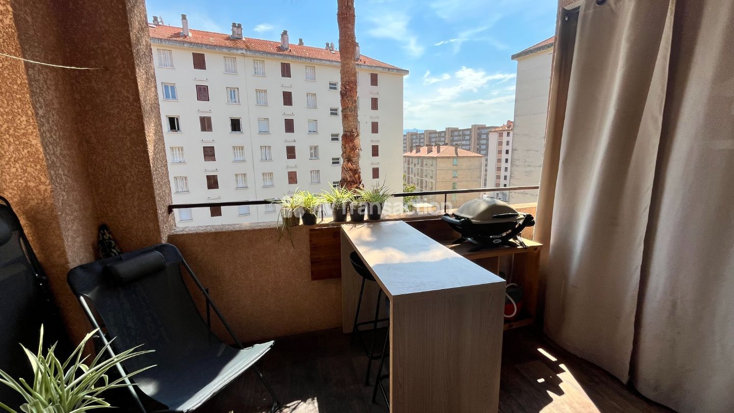 Appartement rénové à vendre  - 4 pièce(s) - 100m2 - Ajaccio (20090)