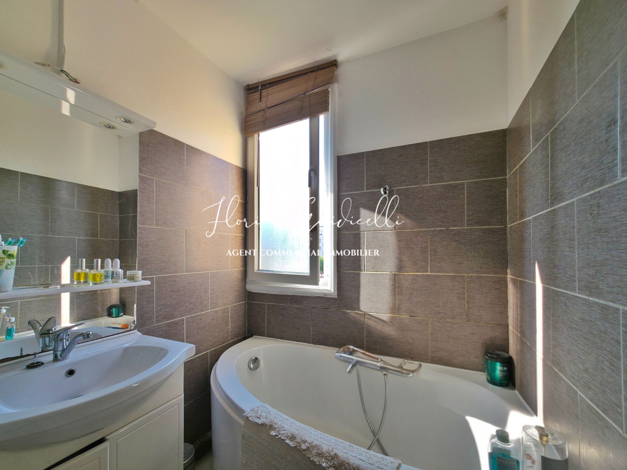 Appartement à vendre  - 3 pièce(s) - 66m2 - Bastia (20600)