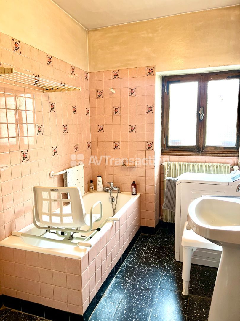 Maison à vendre  - 7 pièce(s) - 170m2 - Peyrieu (01300)