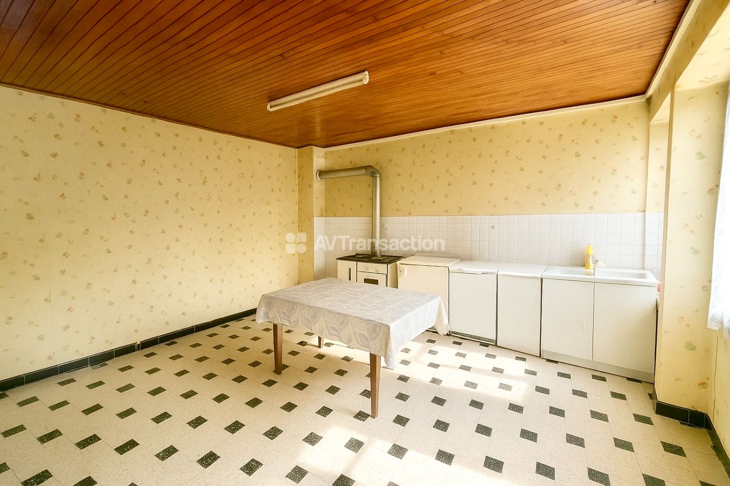 Maison à vendre  - 7 pièce(s) - 170m2 - Peyrieu (01300)