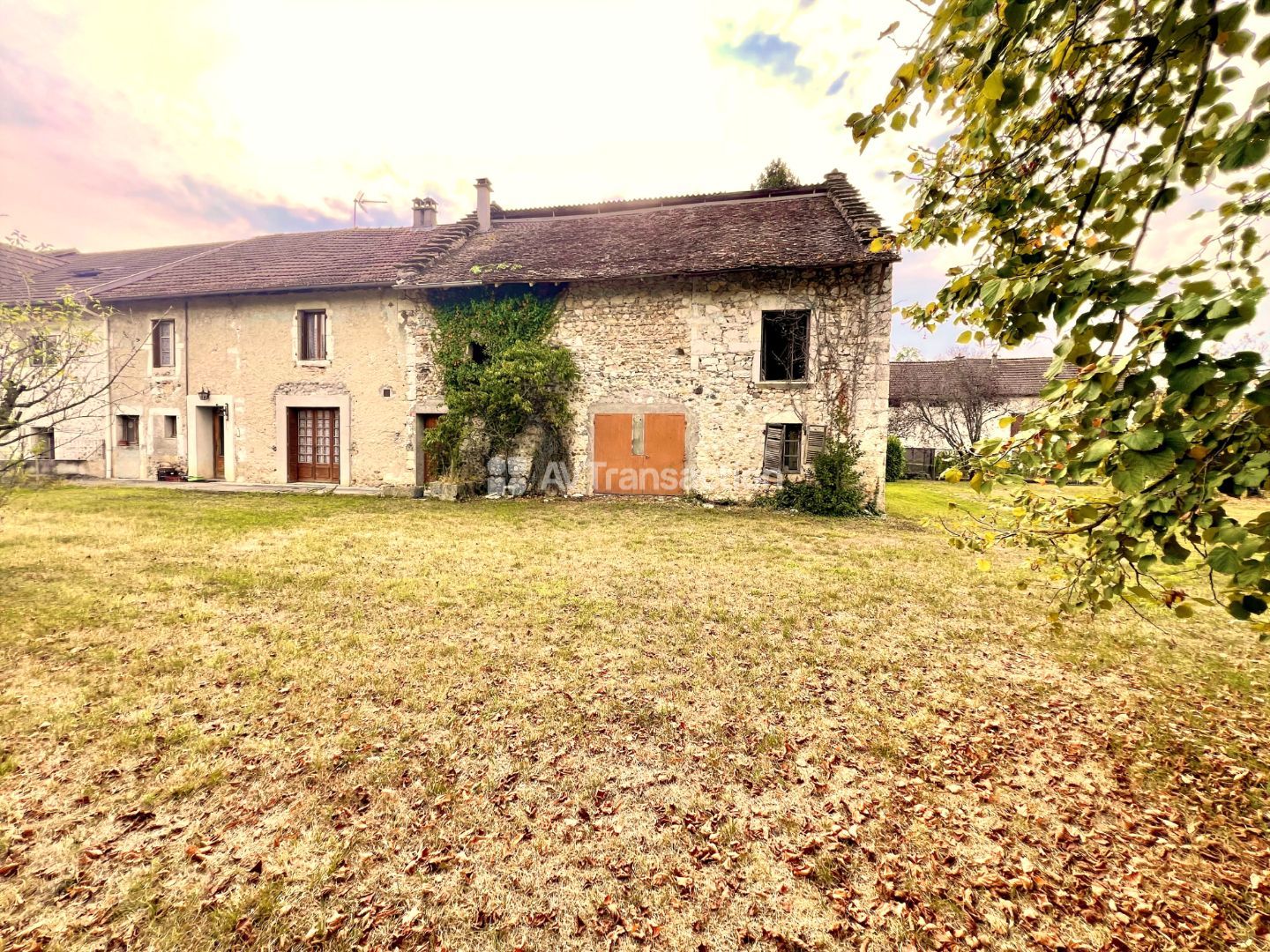 Maison à vendre  - 7 pièce(s) - 170m2 - Peyrieu (01300)