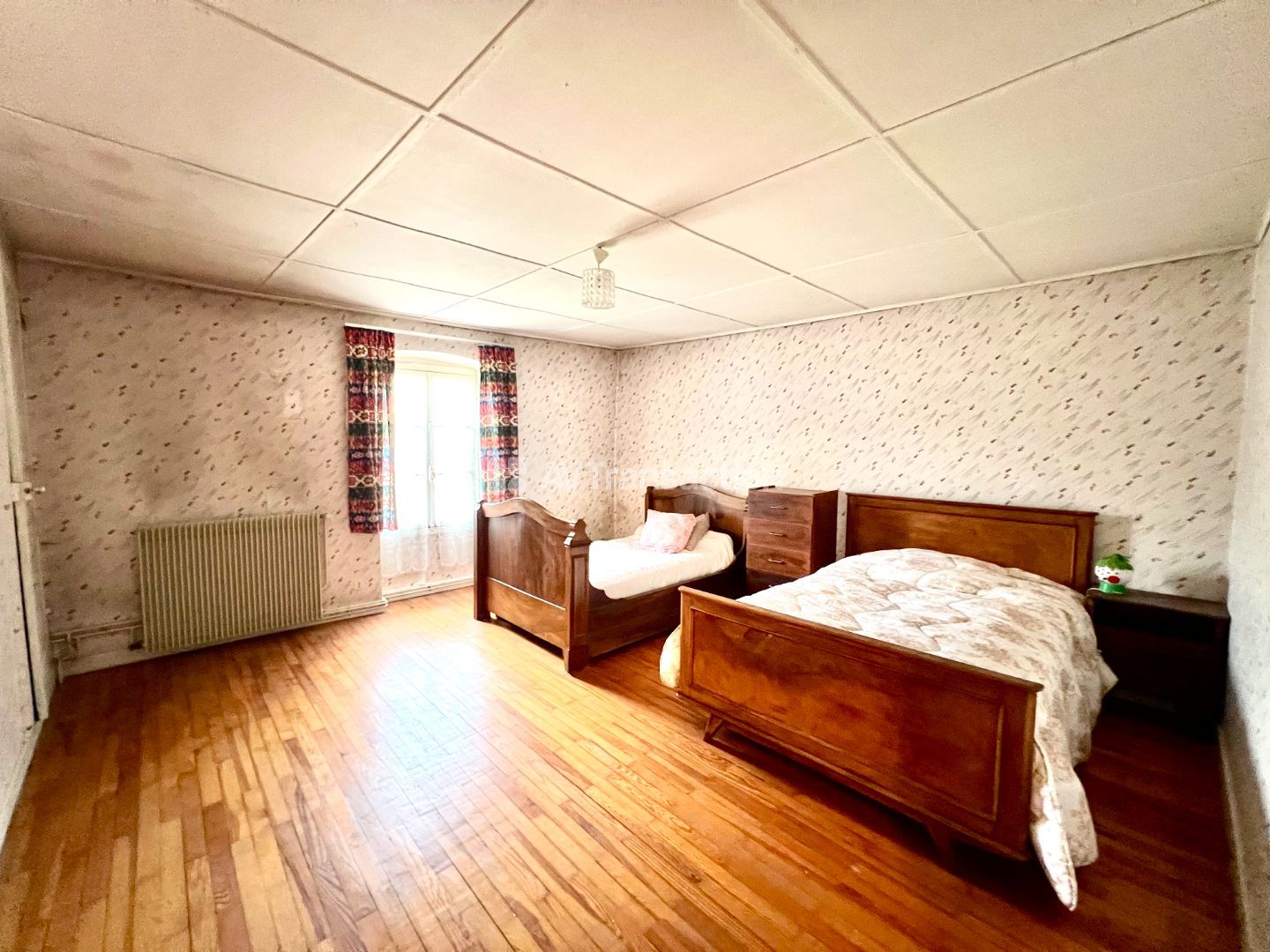 Maison à vendre  - 7 pièce(s) - 170m2 - Peyrieu (01300)