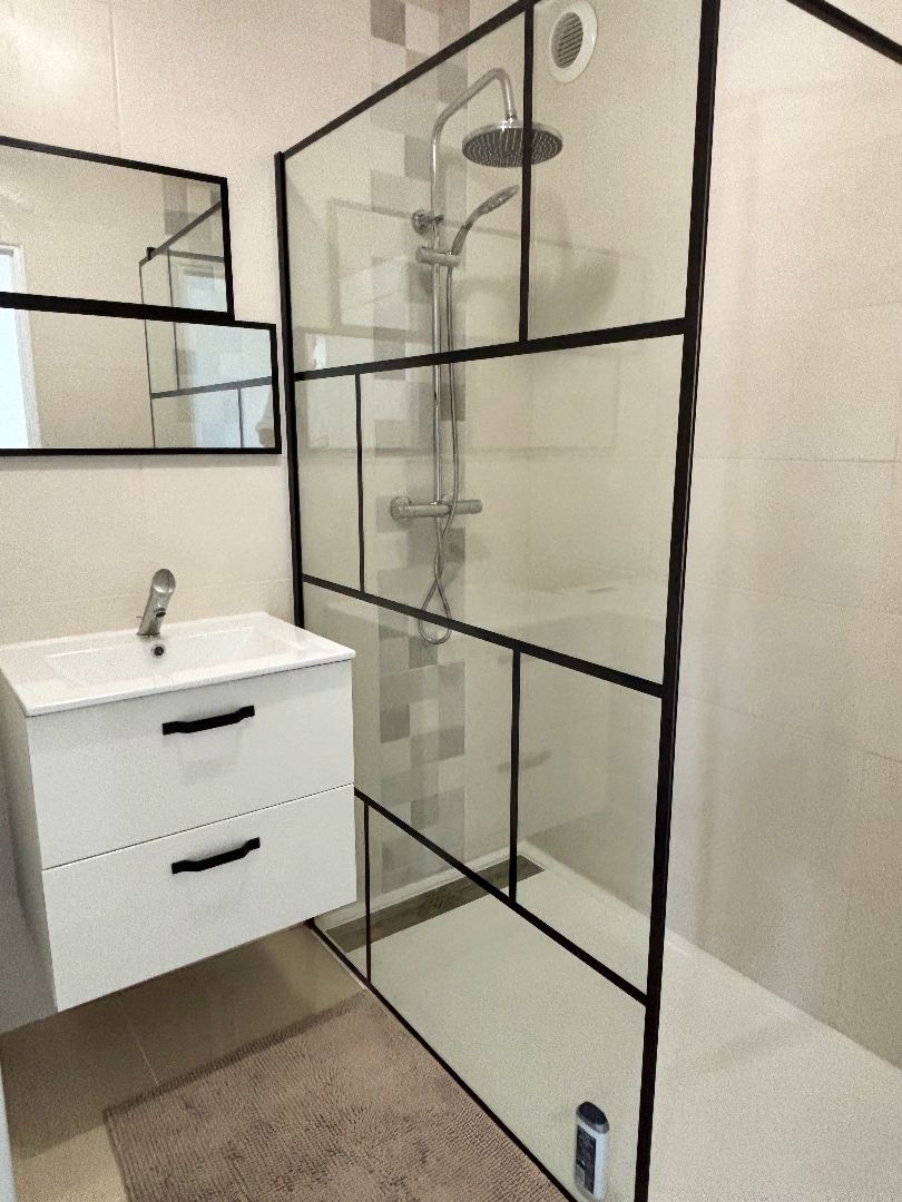 Appartement à vendre  - 2 pièce(s) - 50m2 - Saint-raphaël (83700)