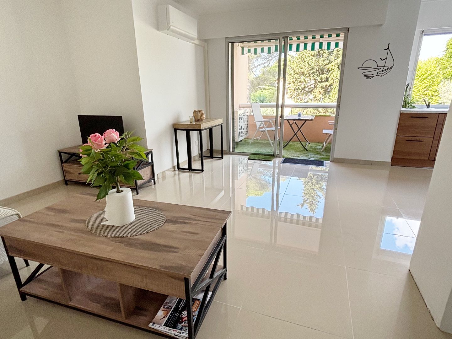 Appartement à vendre  - 2 pièce(s) - 50m2 - Saint-raphaël (83700)