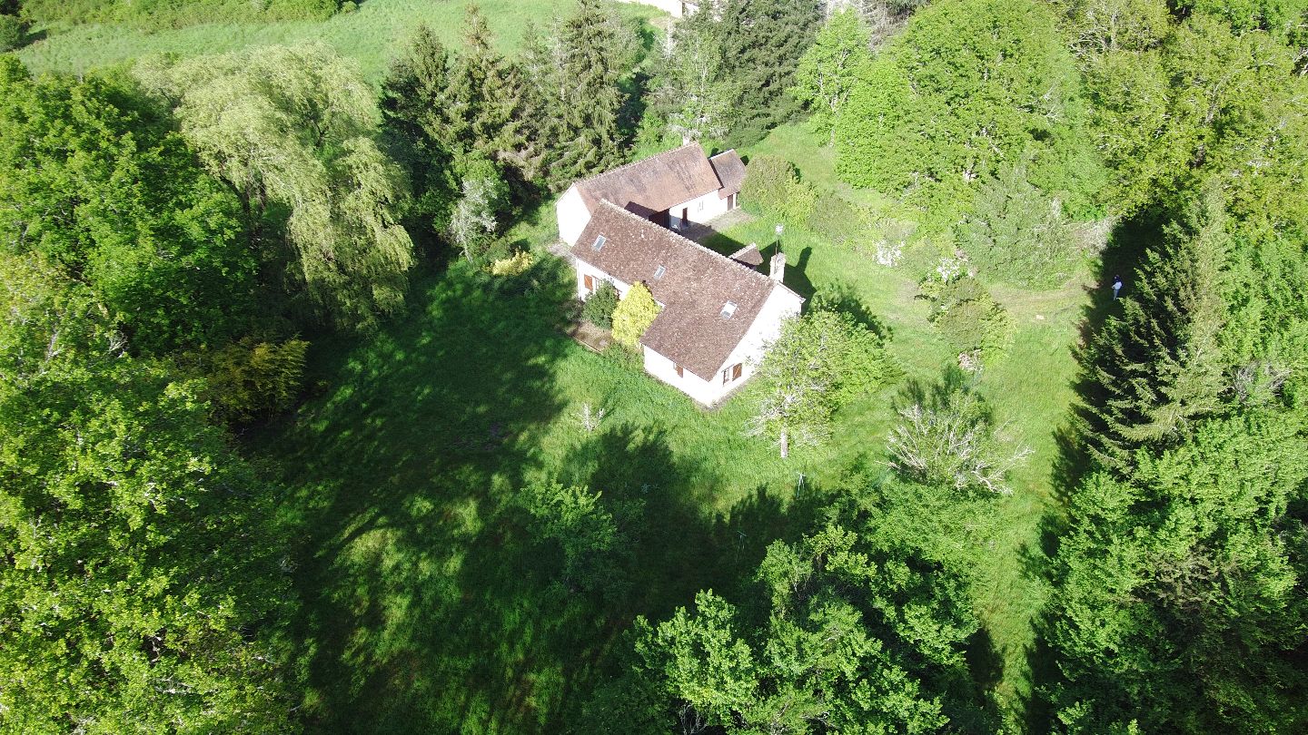 Longère dans les bois de Sologne
