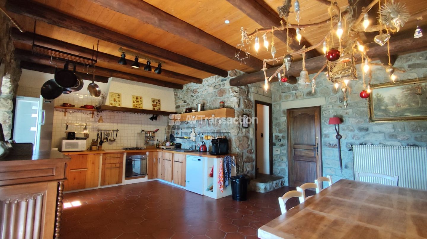 Maison à vendre  - 8 pièce(s) - 270m2 - Chaumély (07630)