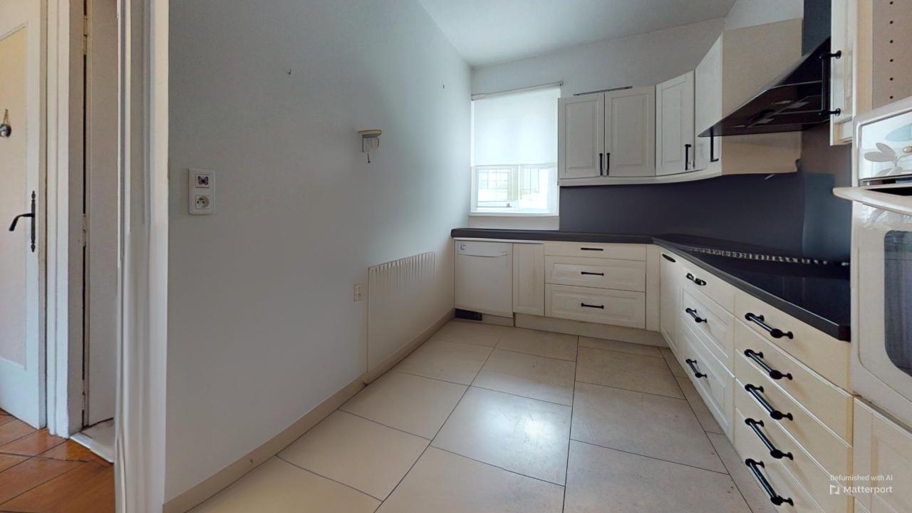 Maison à vendre  - 6 pièce(s) - 147m2 - Saint-genis-laval (69230)