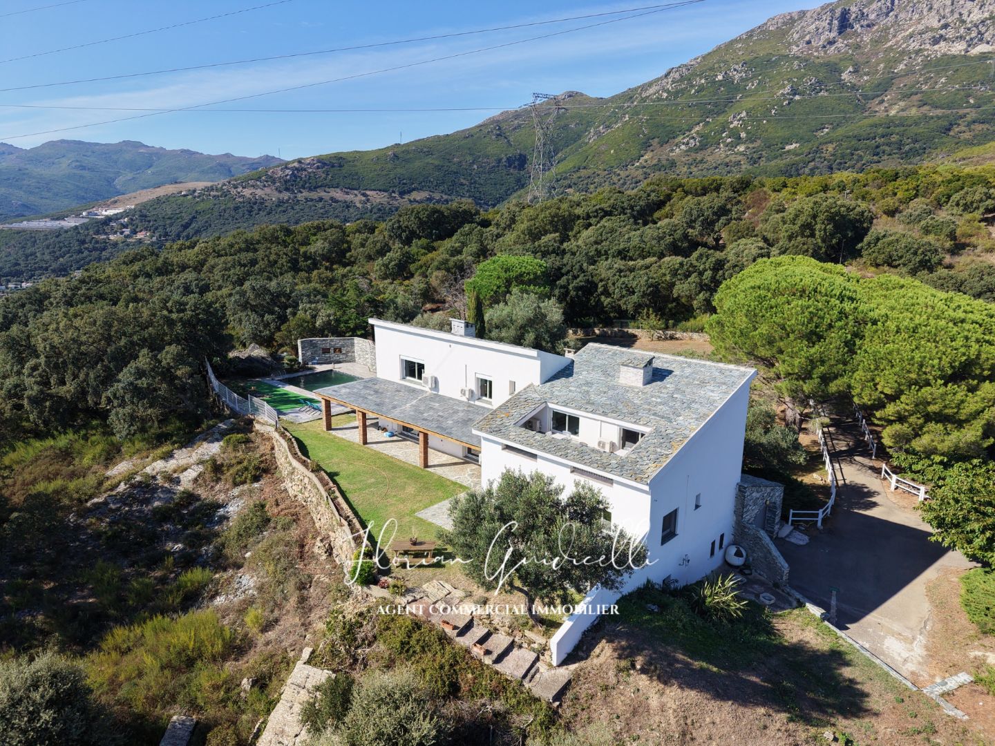 Maison à vendre  - 6 pièce(s) - 270.5m2 - Bastia (20200)