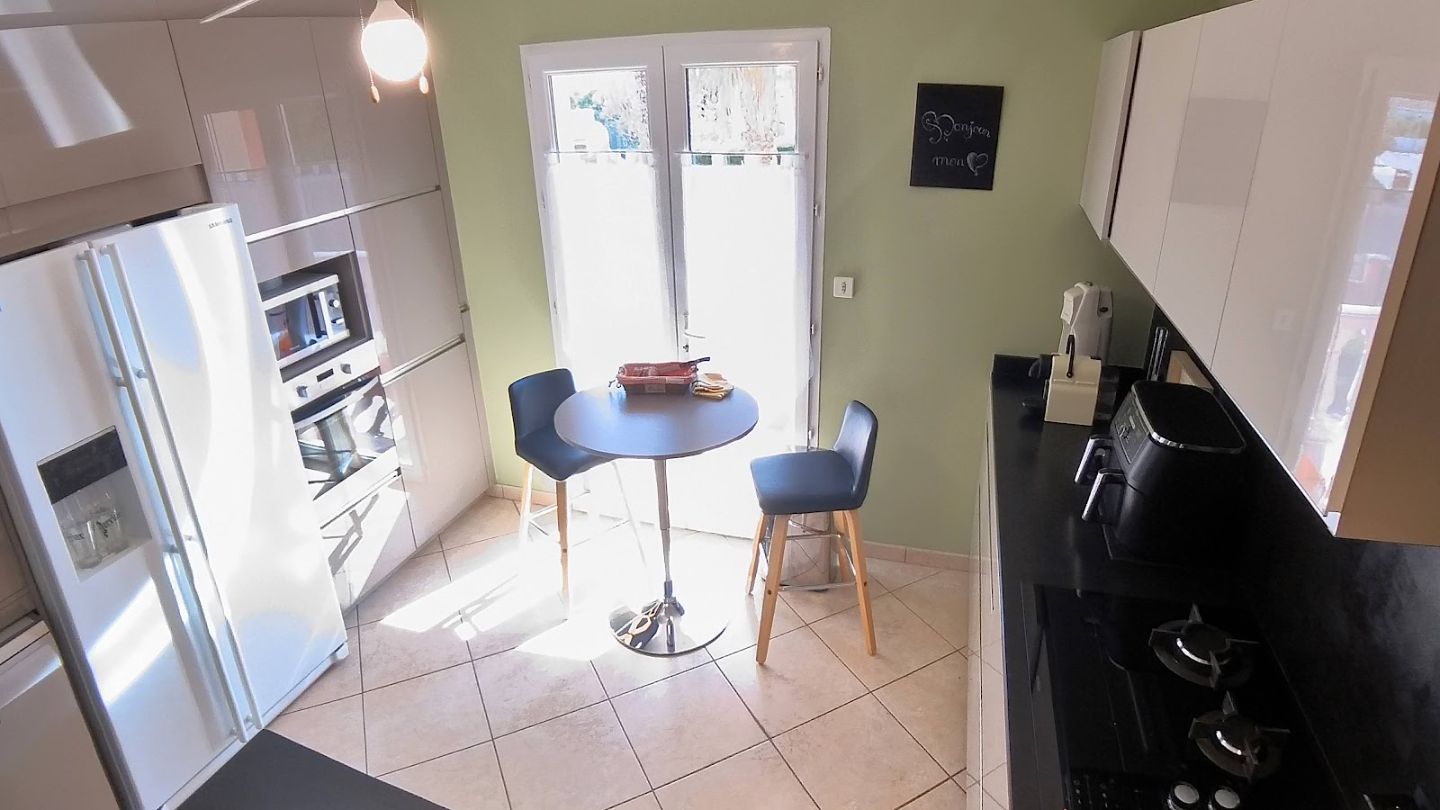 Villa à vendre  - 7 pièce(s) - 144m2 - Tourouzelle (11200)