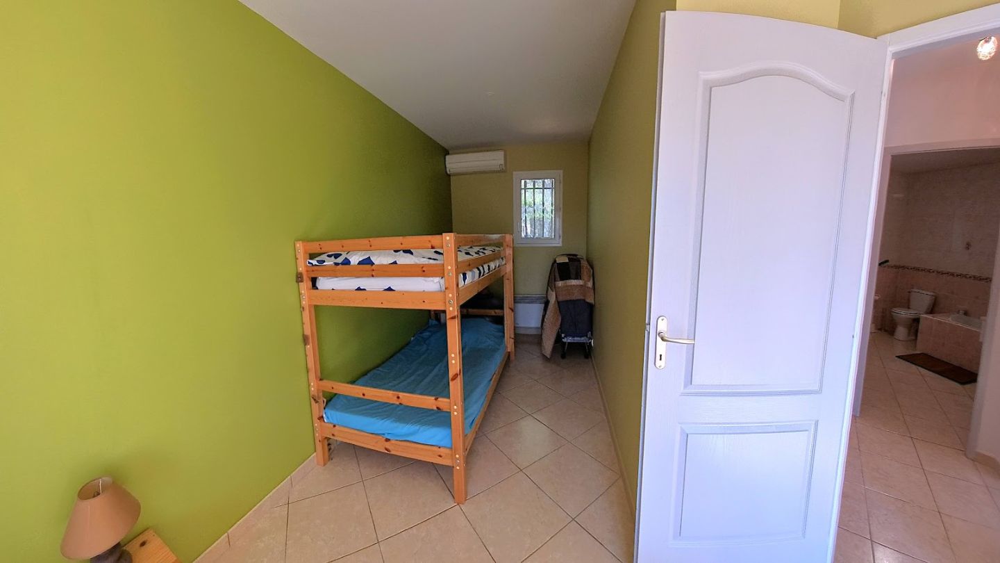 Villa à vendre  - 7 pièce(s) - 144m2 - Tourouzelle (11200)