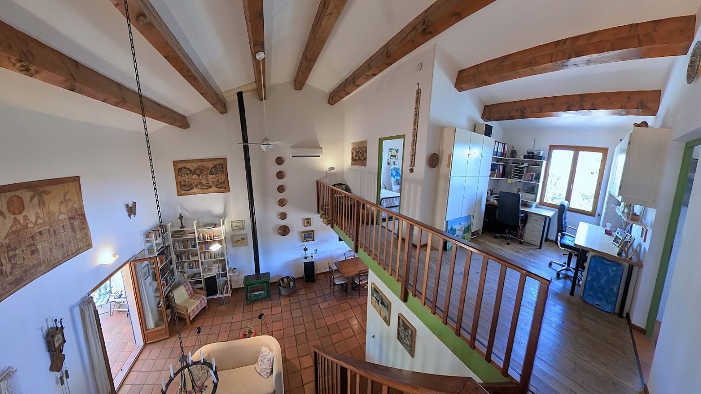 Villa à vendre  - 7 pièce(s) - 135m2 - Aigne (34210)