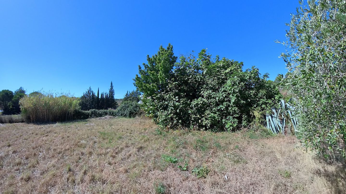 Villa à vendre  - 7 pièce(s) - 135m2 - Aigne (34210)