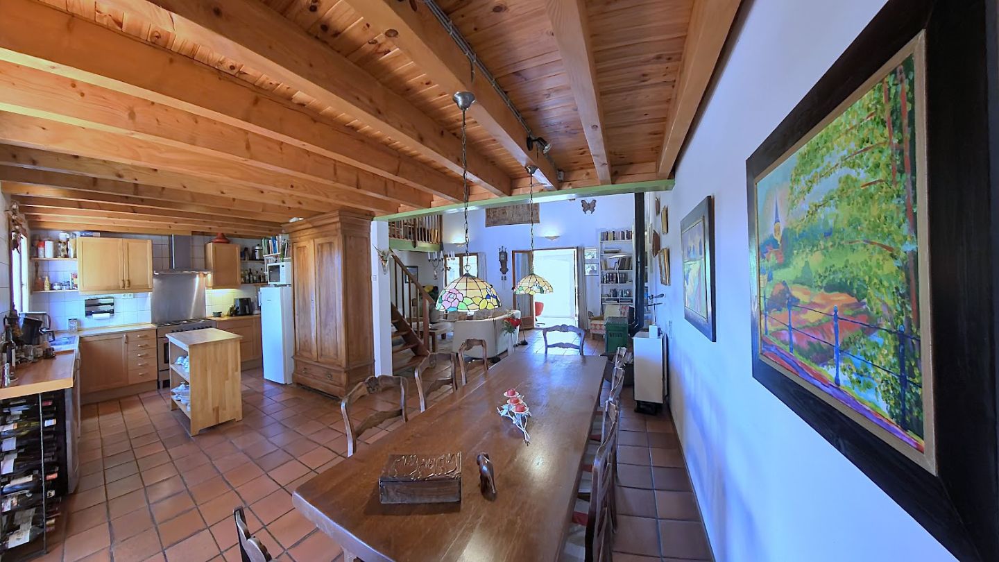 Villa à vendre  - 7 pièce(s) - 135m2 - Aigne (34210)