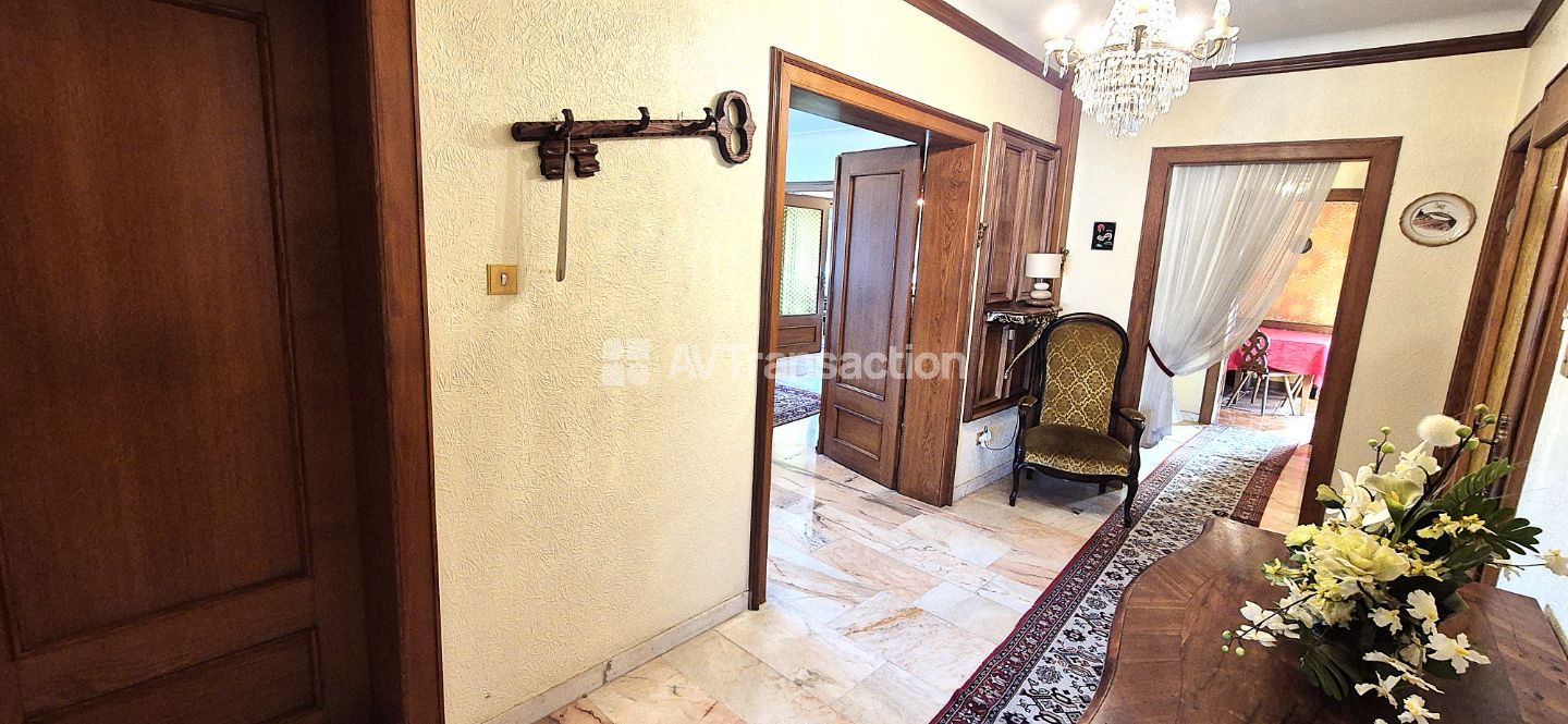 Appartement à vendre  - 7 pièce(s) - 204m2 - Nordhouse (67150)