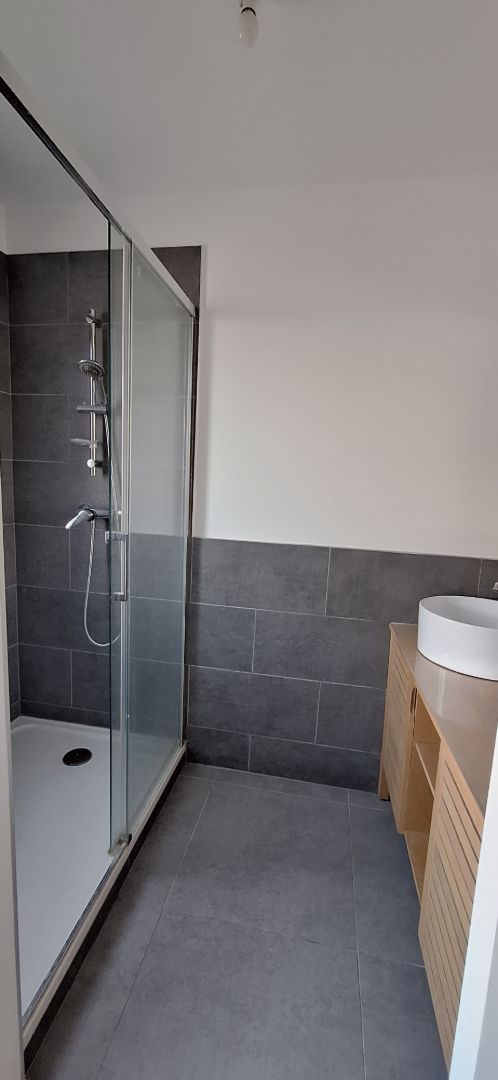 Appartement à louer  - 4 pièce(s) - 84m2 - Saint-cyr-sur-mer (83270)