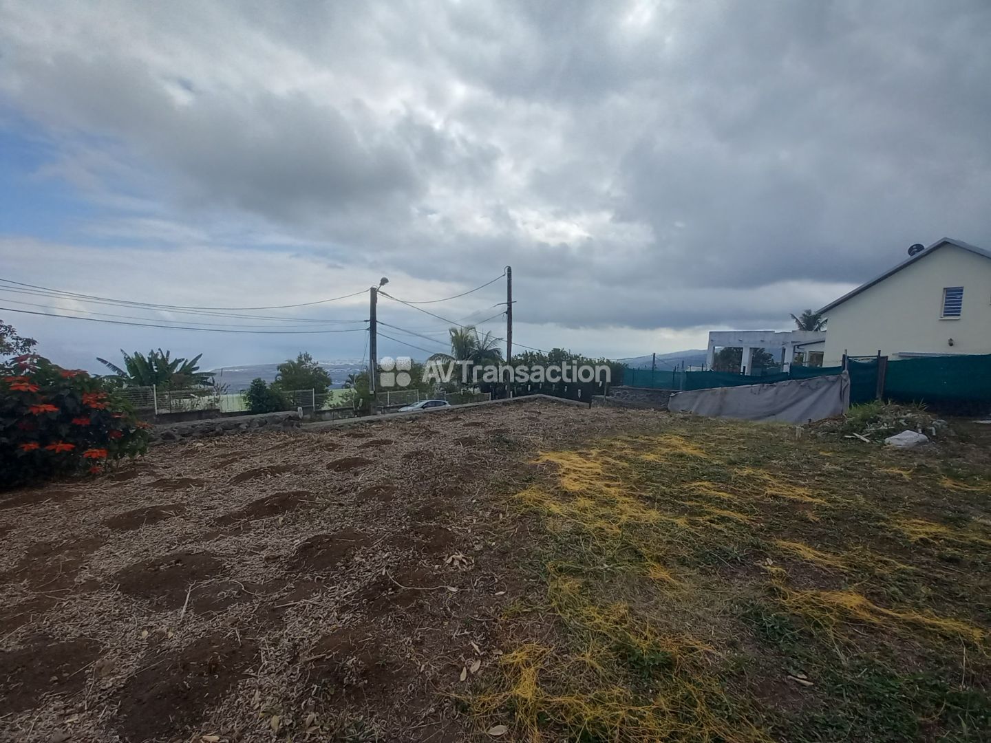 Terrain plat 500 m² avec vue mer – Bois de Nèfles