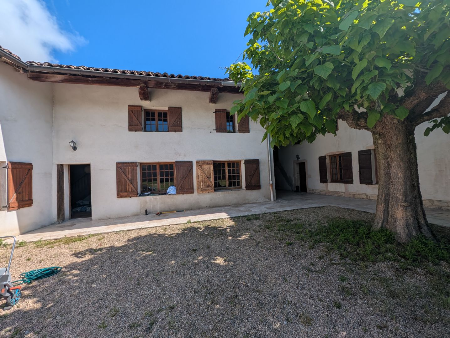 Maison à vendre  - 12 pièce(s) - 295m2 - Grieges (01290)