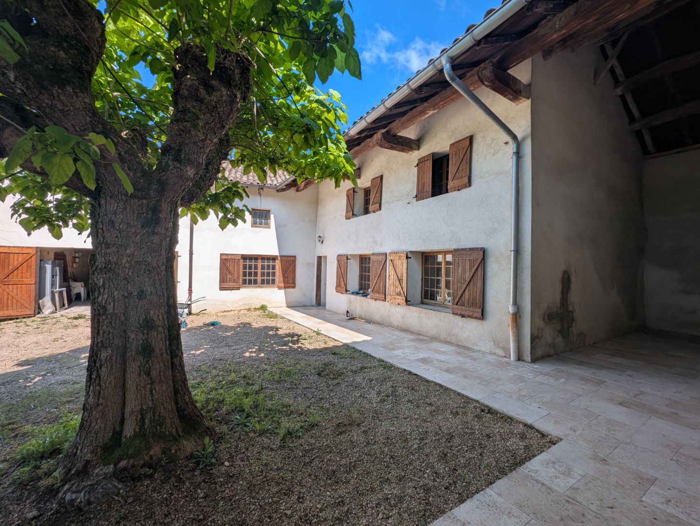 Maison à vendre  - 12 pièce(s) - 295m2 - Grieges (01290)