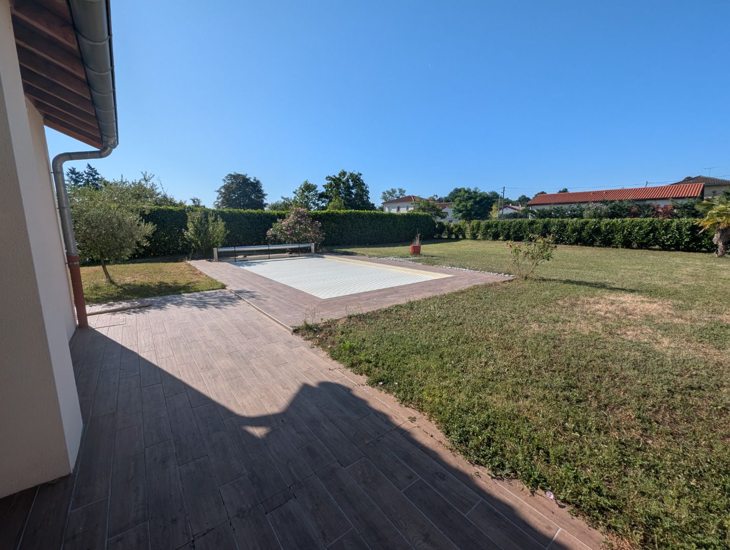 Maison à vendre  - 12 pièce(s) - 295m2 - Grieges (01290)