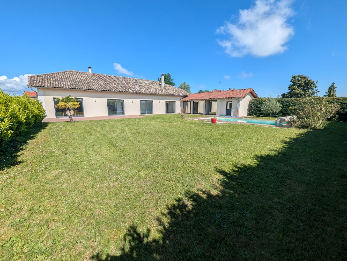 Maison à vendre  - 12 pièce(s) - 295m2 - Grieges (01290)