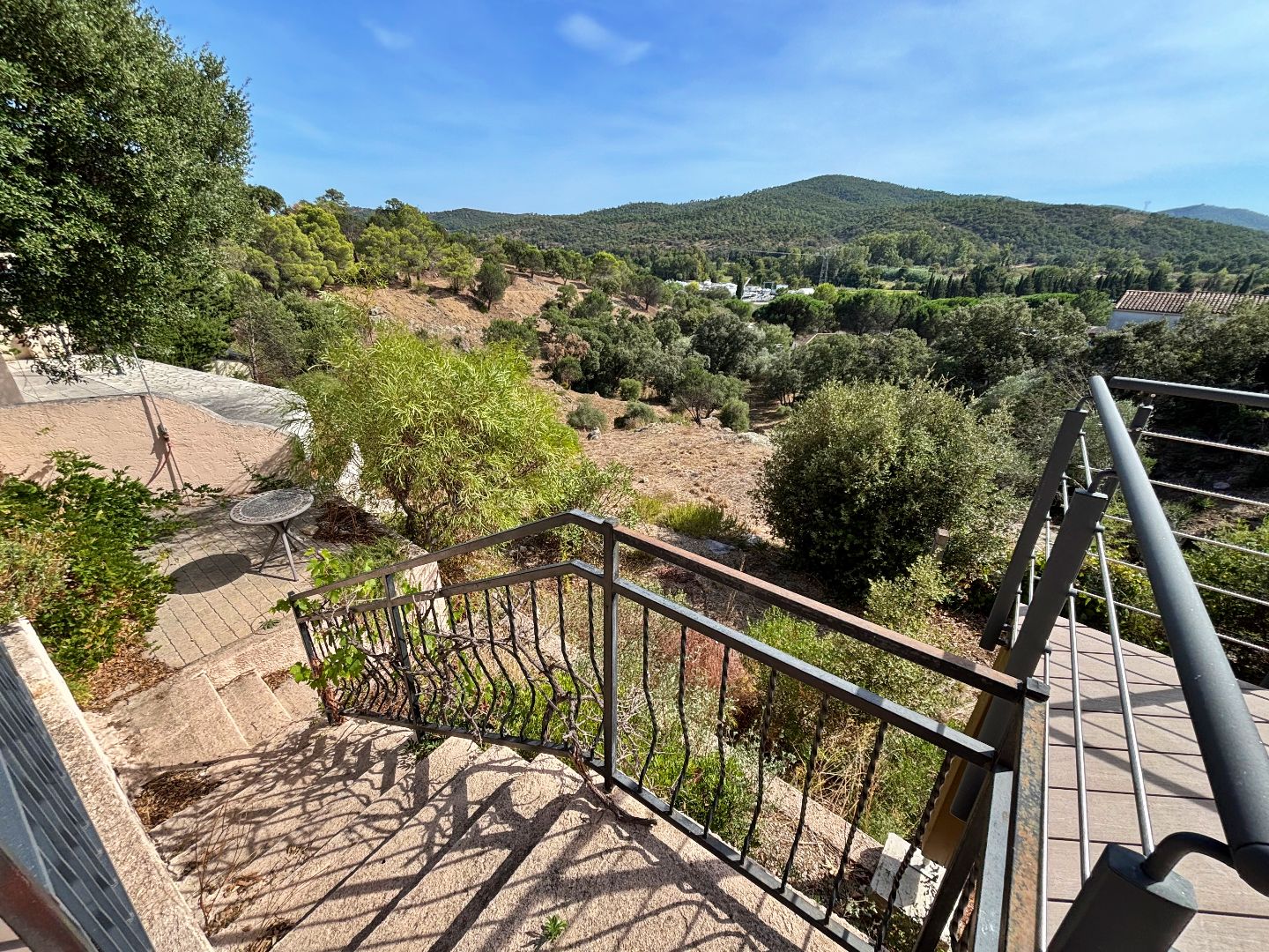 Chalet à vendre  - 4 pièce(s) - 50m2 - Roquebrune-sur-argens (83520)