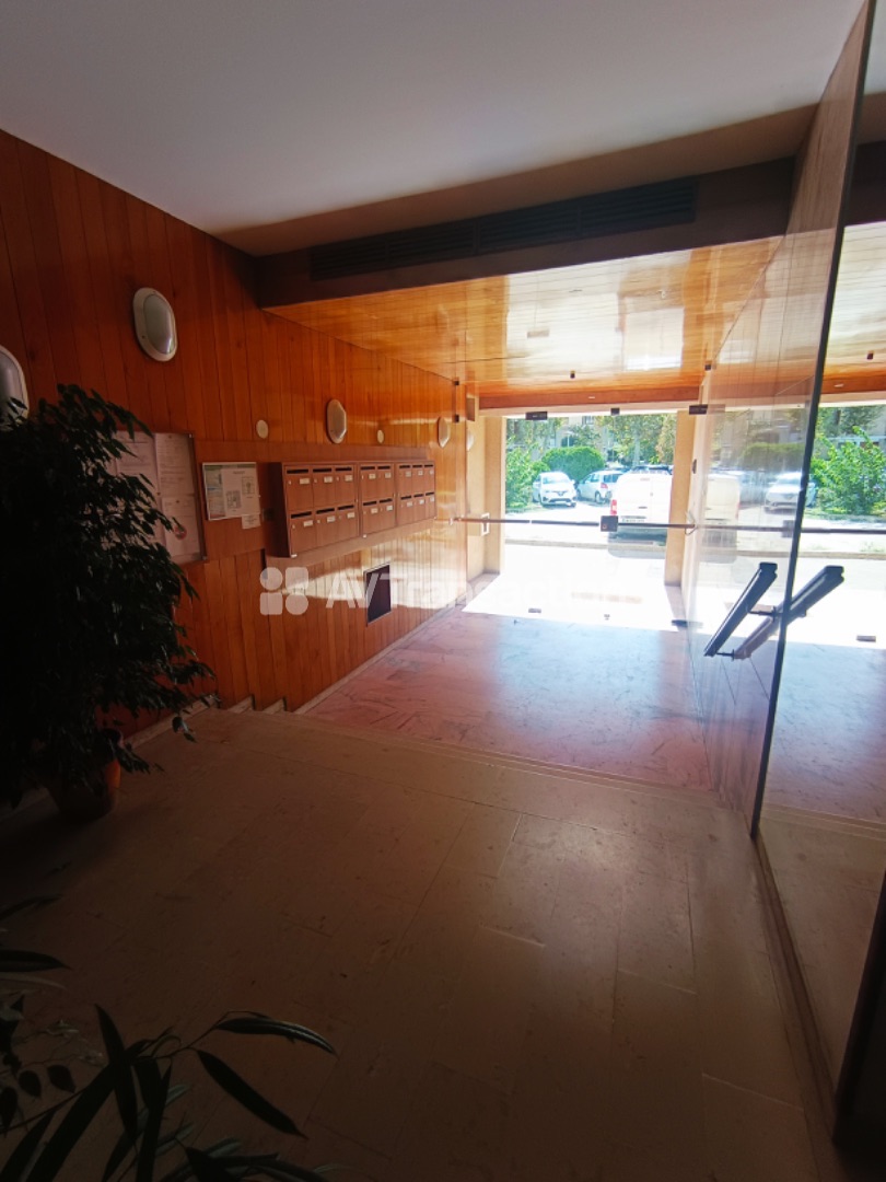 Appartement à vendre  - 3 pièce(s) - 67m2 - Marseille (13008)