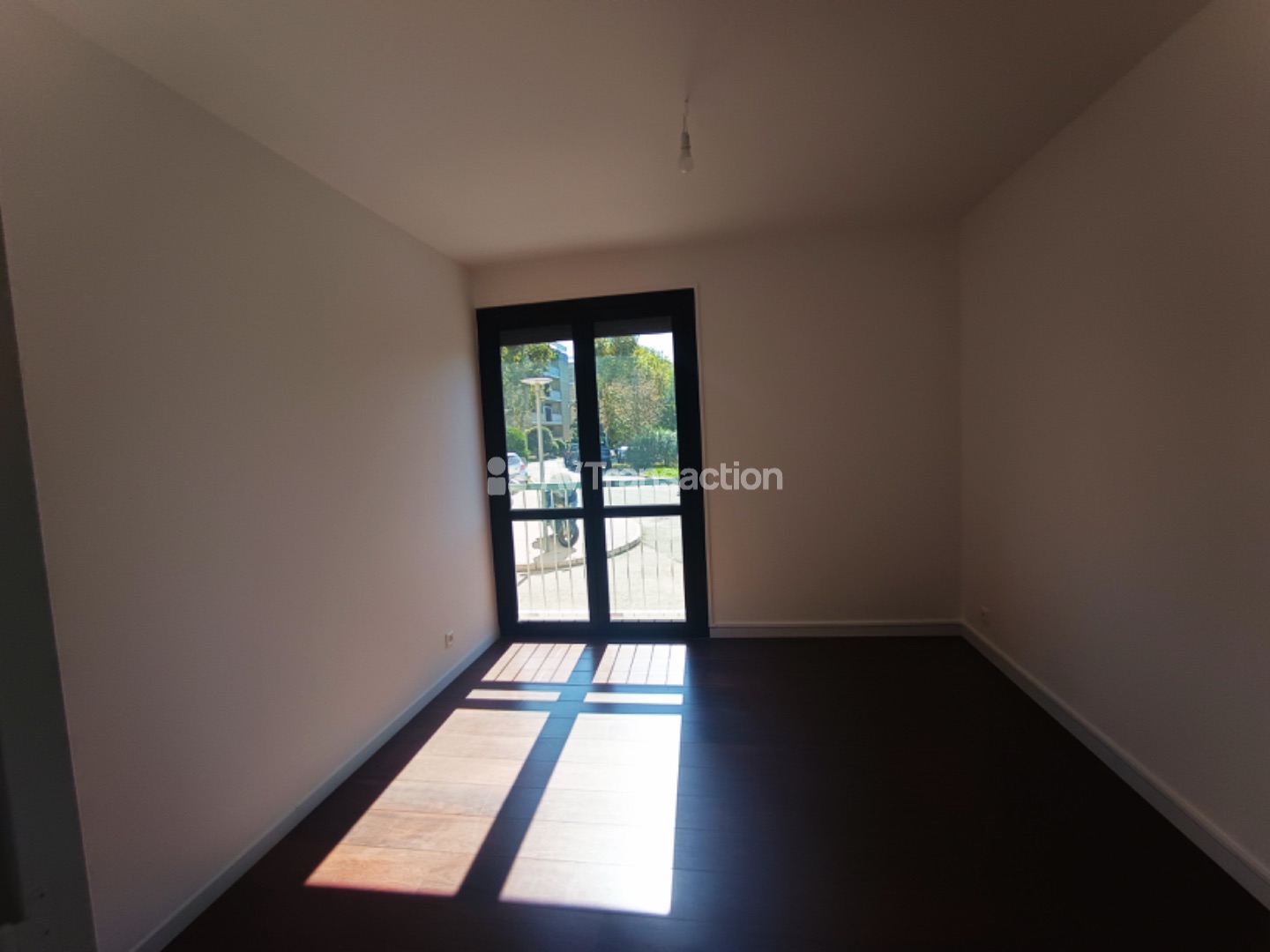  T3  climatisé proche Borély  parking/résidence arborée
