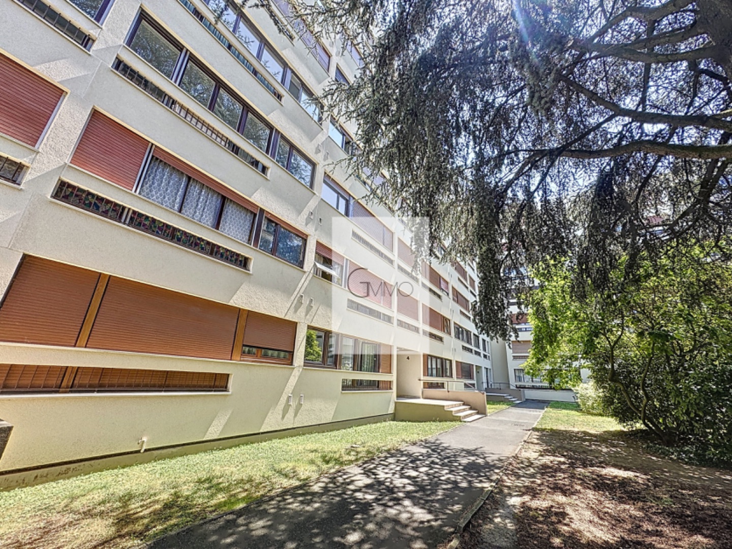 À 3 min du métro 14 – Cocon lumineux proche Paris