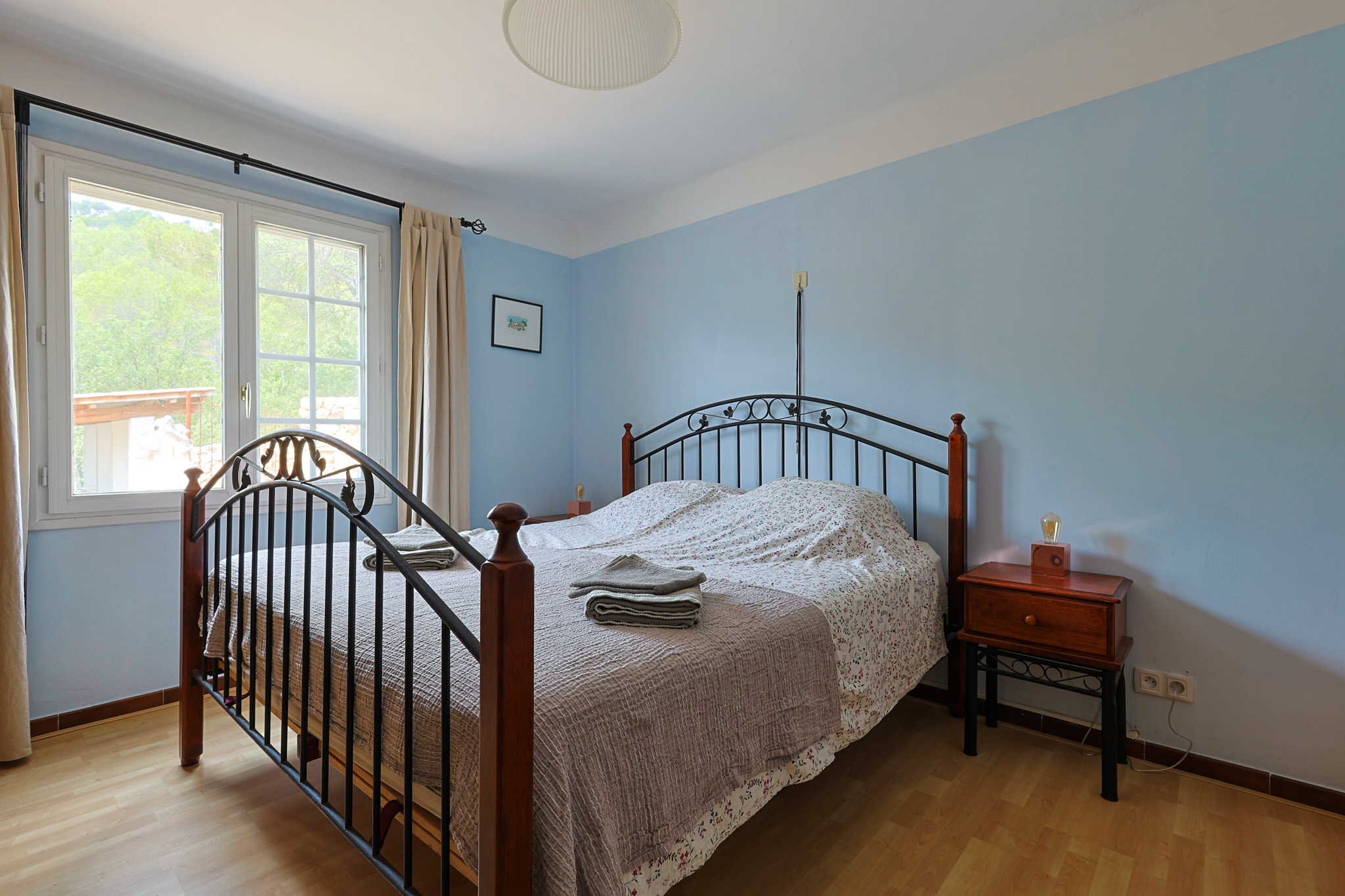 Maison à vendre  - 150m2 - Saint-antonin-du-var (83510)