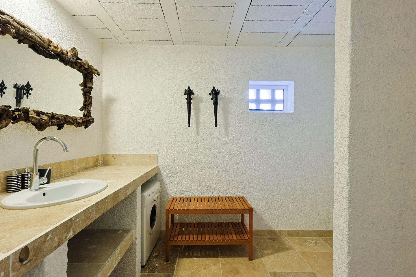 Maison à vendre  - 150m2 - Saint-antonin-du-var (83510)