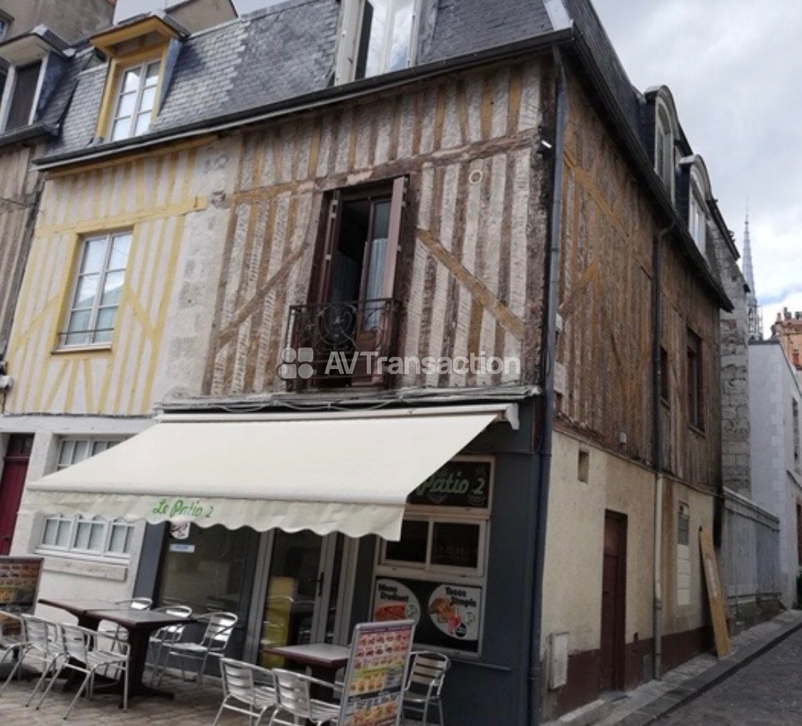 Immeuble de rapport sinistré 4 studios