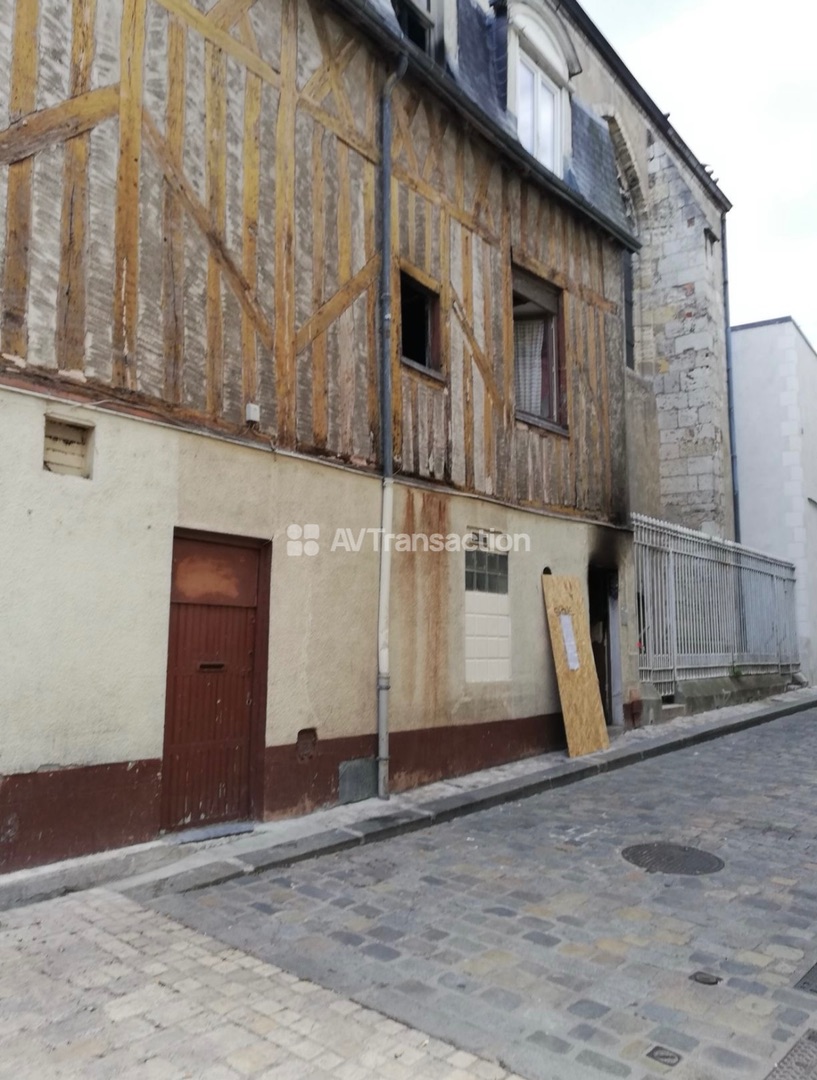 Immeuble de rapport à vendre  - 4 pièce(s) - 54.77m2 - Orléans (45000)