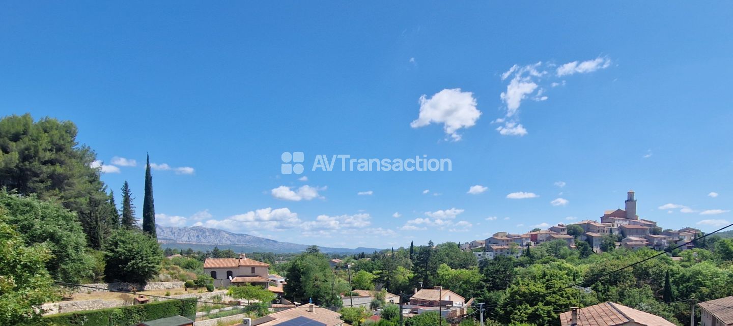 Terrain constructible à vendre  - 800m2 - Fuveau (13710)
