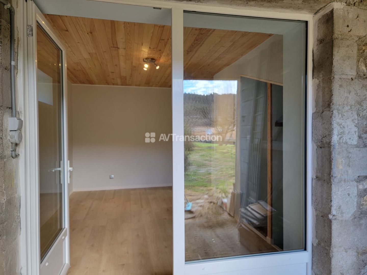 Maison à vendre  - 9 pièce(s) - 117m2 - Lalevade-d'ardèche (07380)