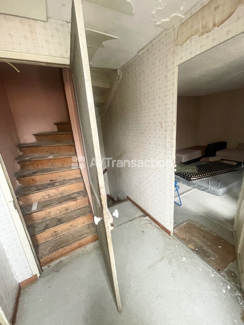 Bâtiment à vendre  - 6 pièce(s) - 145m2 - Orléans (45000)