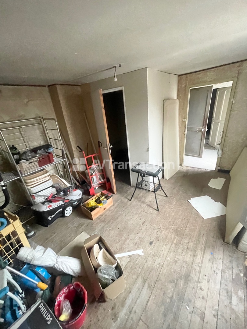 Bâtiment à vendre  - 6 pièce(s) - 145m2 - Orléans (45000)