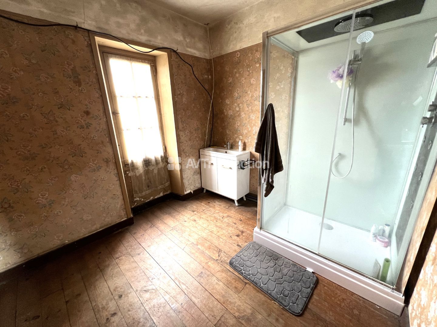 Immeuble de rapport à vendre  - 7 pièce(s) - 128m2 - Isigny Sur Mer (14230)