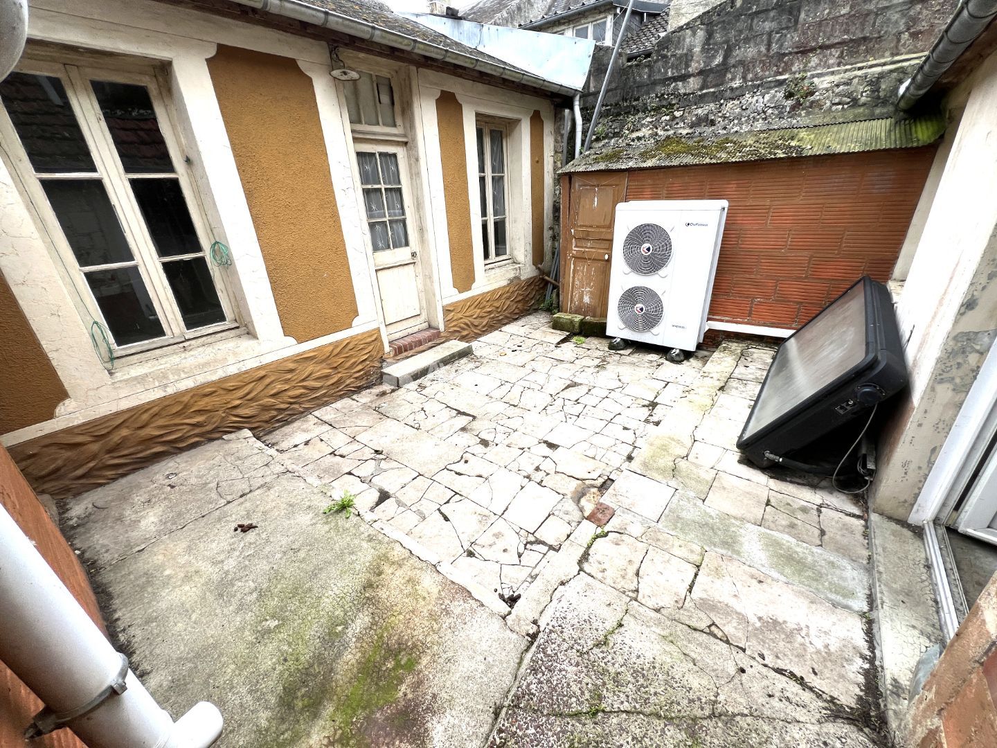 A vendre , Isigny sur Mer (14230 ) immeuble de rapport , 128 m2