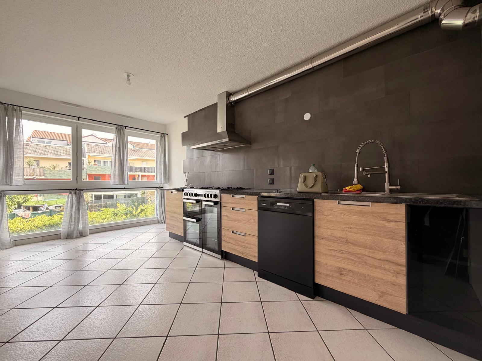 Appartement terrasse à vendre  - 3 pièce(s) - 70m2 - Ville-la-grand (74100)