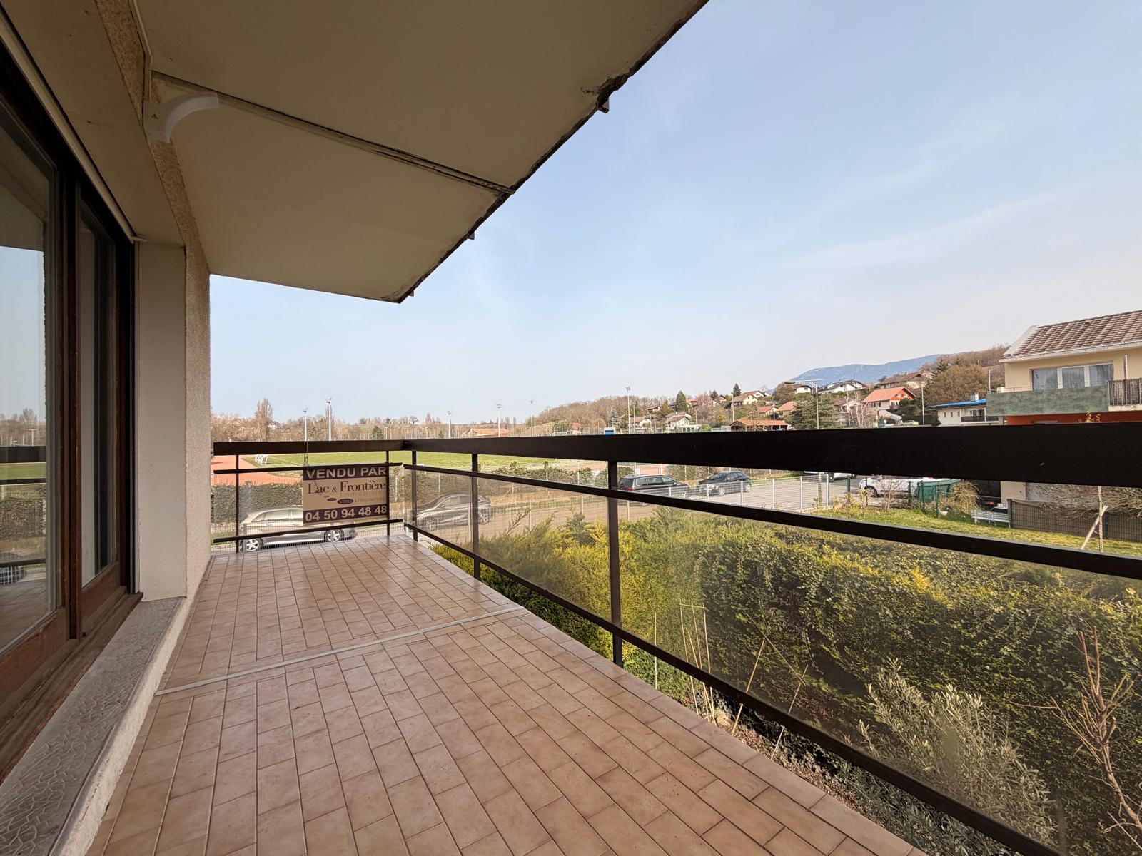 T3 avec terrasse – Ville-la-Grand (secteur Mont-Idée)
