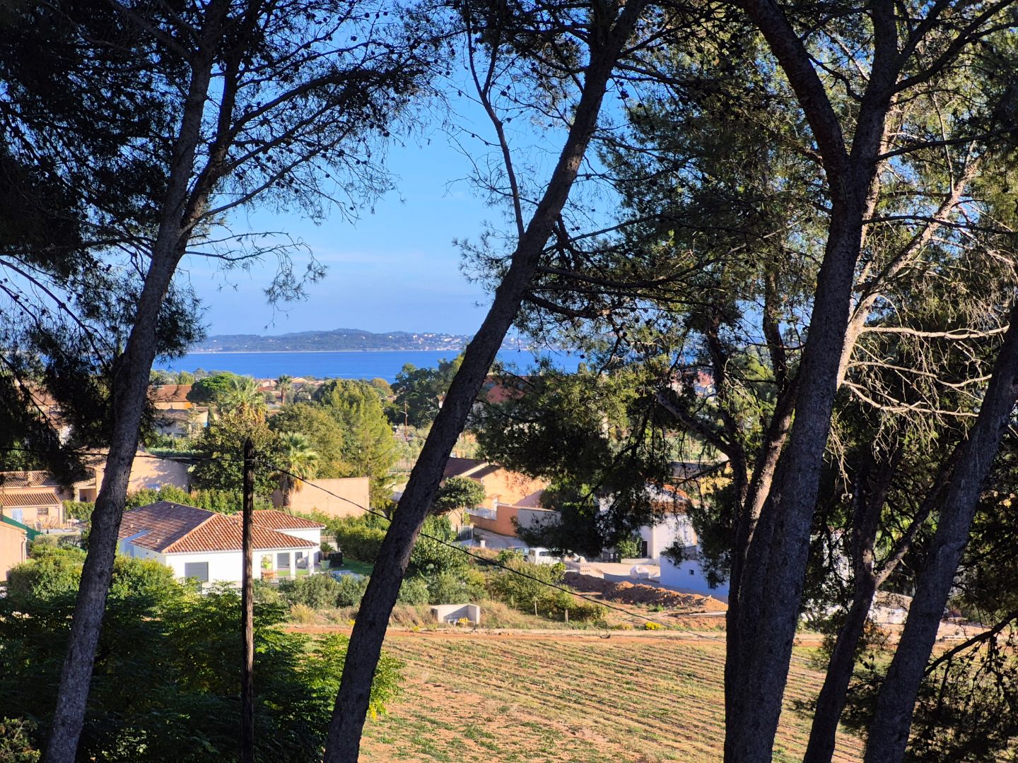 MAISON A CARQUEIRANNE