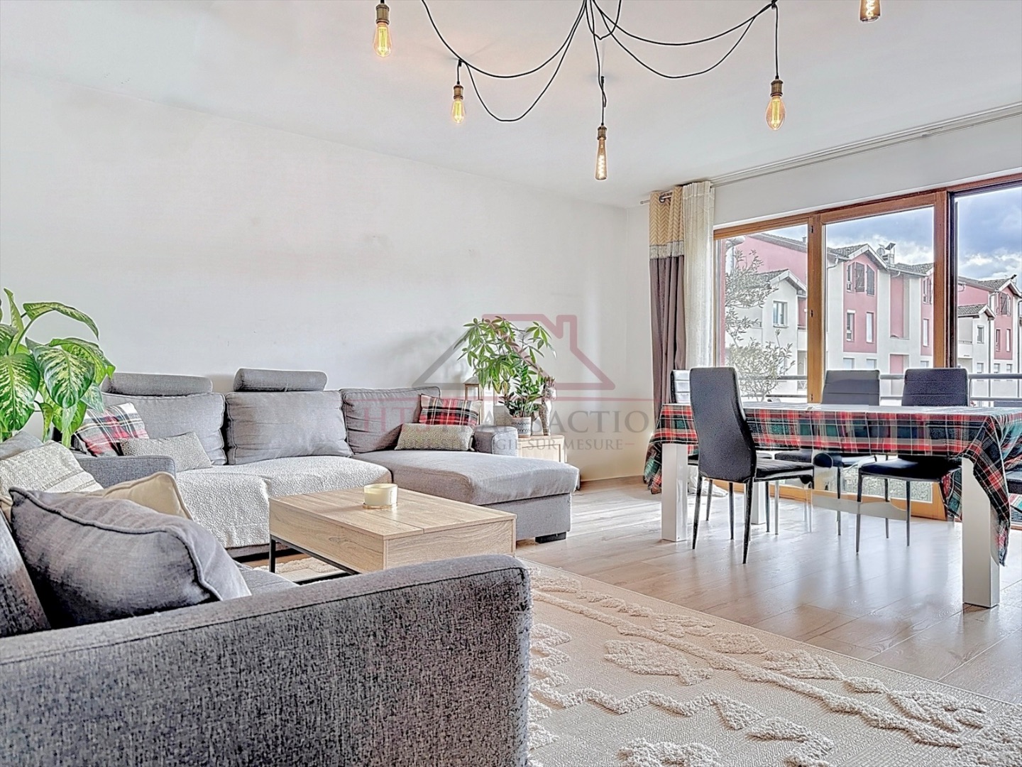 Appartement à vendre  - 4 pièce(s) - 107m2 - Annemasse (74100)