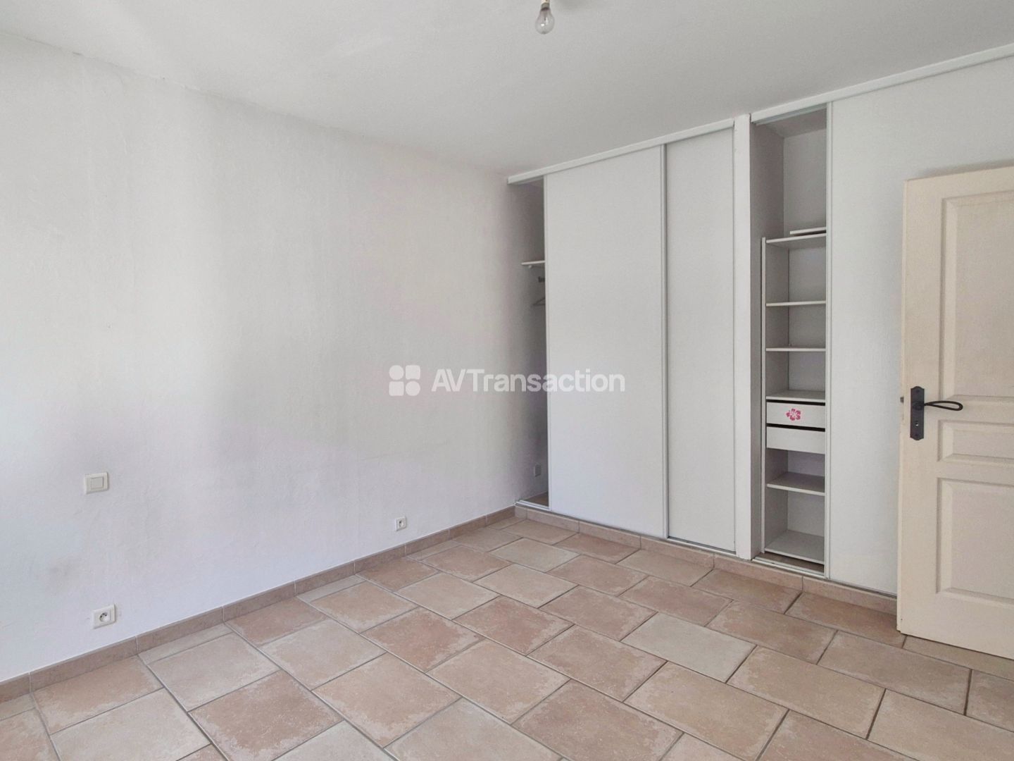 Appartement à vendre  - 3 pièce(s) - 70m2 - Lorgues (83510)